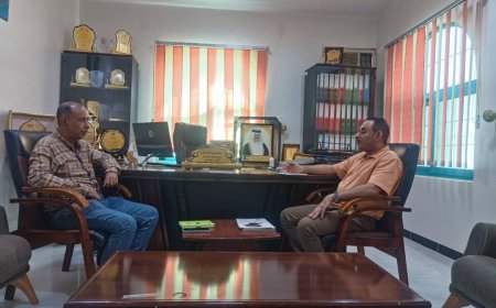 في زيارة مثمرة مدير عام زنجبار "الشدادي" يبحث مع الجمعية الكويتية للاغاثة تنفيذ عدد من المشروعات الخدمية