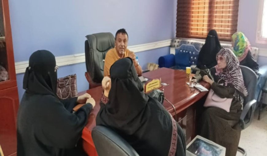 مقبلي يبارك الشراكة الأولية بين إدارة محو الأمية بالمعلا واللجان المجتمعية 