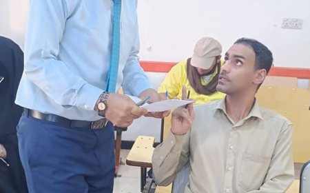كلية اللغات والترجمة بجامعة عدن: تدشن امتحانات الفصل الثاني في برنامجي الماجستير والدكتوراه للعام الجامعي 2023- 2024م