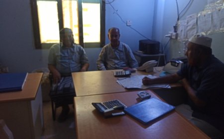 مدير عام زنجبار "الشدادي" يتفقد سير العمل بمكتب الاحوال المدنية والسجل المدني. 