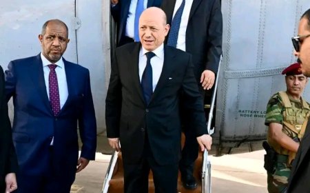 عاجل: رئيس مجلس القيادة الرئاسي "العليمي" يصل عدن