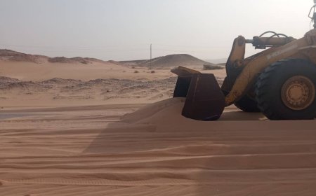 مدير مكتب الأشغال العامة والطرق برضوم: العمل جارٍ على قدم وساق في إزالة الرمال من الخط الدولي الساحلي