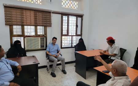 الشاجري يزور فرع الصندوق للرعاية الاجتماعية بمديرية خورمكسر