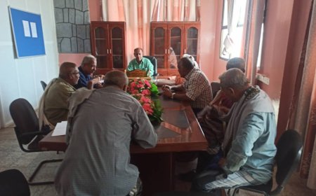 مدير عام زنجبار يناقش مع مكتب الزراعة بالمديرية دعم الفاو لمائة مزارع لزراعة الحبوب الدُخن والذرة البيضاء