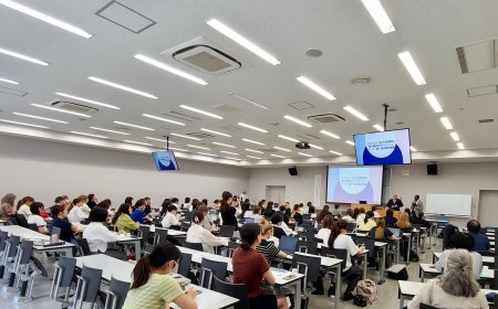 السفير عادل السنيني يلقي محاضرة عن التعليم في اليمن في جامعة قونما اليابانية