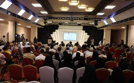 محافظ حضرموت يكرّم 28 خريجة قابلة مجتمع ويؤكد الاهتمام  لتوسيع نطاق خدمات الصحة الانجابية