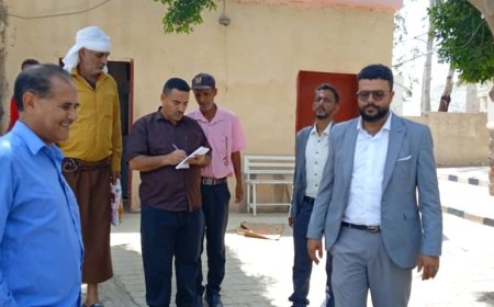 الضالع.. الوكيل جمال مانع يواصل نزولاته الميدانية ويطلع على سير العمل بمستشفى النصر