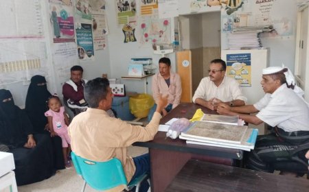 مدير عام الوضيع يلتقي إدارة الصحة وإدارة مستشفى المديرية العام 