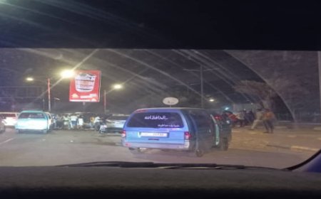 احتراق باص دباب أمام حديقة عدن نيو.