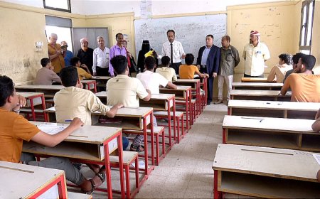الحامد والمحوري يدشنان امتحانات الثانوية العامة في مديريتي زنجبار وخنفر