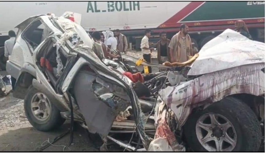 شاهد صور.. قبل قليل حادث مروري شنيع في خط عدن / لحج.