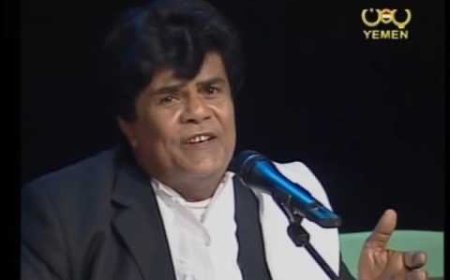 الارياني يجري اتصالاً هاتفياً بالفنان القدير عوض احمد ويبلغه تكفل الرئيس العليمي بتكاليف علاجه.
