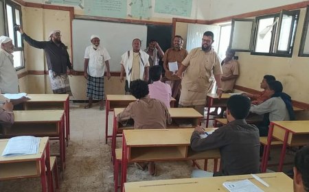 مدير عام مديرية المضاربة  ومدير ادارة التربية والتعليم يزوران مركز عمرو بن العاص بمنطقة ملبيه ومركز ابن خلدون بالمضاربة السفلى