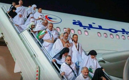 وزير الأوقاف يعلن انتهاء أزمة الحجاج اليمنيين العالقين في السعودية