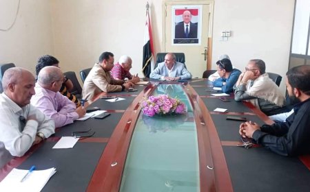 المخلافي يلتقي رؤساء وممثلي الدوائر الإعلامية للاحزاب والمكونات السياسية بتعز 