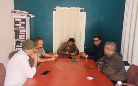 مدير عام مكتب الصحة بلحج يستجيب بصورة عاجلة لبلاغ سجن عاصمة المحافظة
