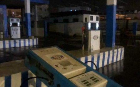 عاصفة رعدية تضرب مدينة عدن وتتسبب بأضرار مادية جسيمة... شاهد الصور