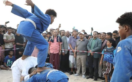محافظ حضرموت يطلق 500 من الحمام الزاجل في رسالة سلام للعالم تدشينًا لمهرجان البلدة السياحي 2024