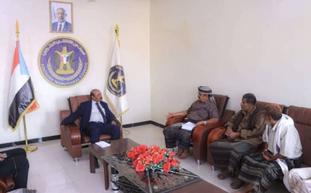 رئيس انتقالي شبوة يناقش سبل تفعيل عمل الاتحاد التعاوني الزراعي الجنوبي بالمحافظة