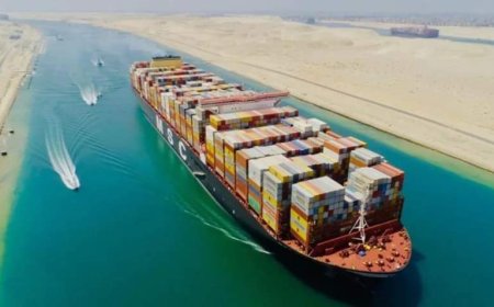 "قناة السويس " تحقق 7.2 مليار دولار خلال العام المالي الماضي