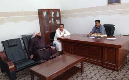 الوكيل الكندي يلتقي مكتب الأوقاف بشبوة لمناقشة عدد من قضايا الأوقاف في المحافظة والعاصمة عتق