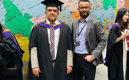 الباحث محمد العمراني يحصل على درجة الماجستير من الجامعة البريطانية