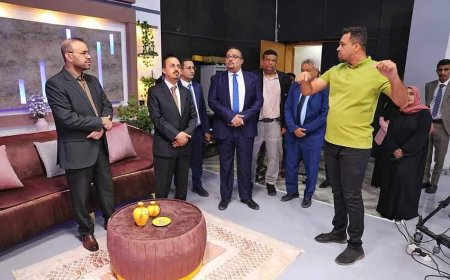 الإرياني يزور قناة حضرموت وإذاعة المكلا والإدارة العامة للإرسالات الإذاعية بالمكلا