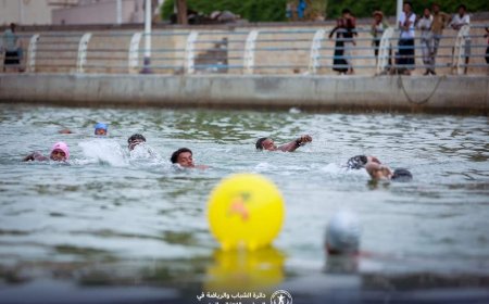 انتقالي حضرموت ينظم بطولة البلدة المفتوحة للسباحة في خور المكلا بمشاركة سباحون من مختلف محافظات الجنوب