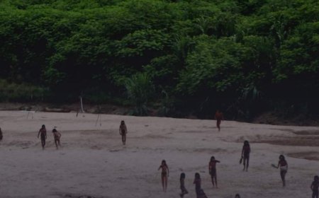 ظهور نادر لقبيلة ماشكو بيرو.. اكثر قبيلة المنعزلة في العالم