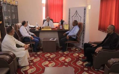 نائب رئيس جامعة المهرة لشؤون الطلاب يزور جامعة سيئون.
