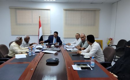 اجتماع يستعرض ملفات المتقدمين لدفعة نوفمبر ويمنح إجازة المحاسب القانوني لـ 2 من حملة الدكتوراه