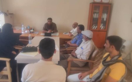 مدير عام الصحة أبين يناقش خطة القبول للعام الدراسي للمعهد الصحي جعار ويشدد على ضرورة فتح أقسام بالمنطقة الوسطى