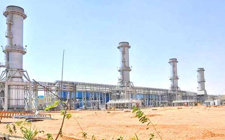 كهرباء عدن توضح سبب استمرار انقطاع التيار