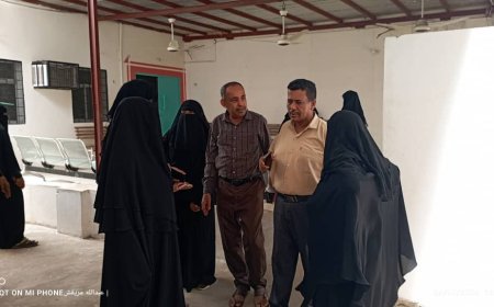 مدير مكتب الصحة بخنفر يزور المركز الصحي في باتيس ويشيد بجهود الكادر الطبي فيه