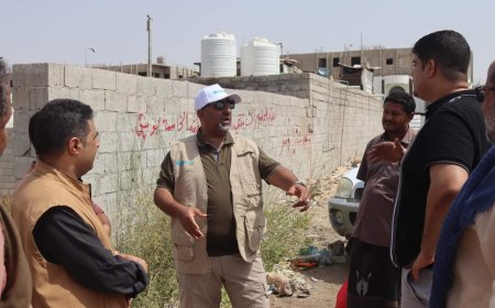 تدشين البدء بمشروع صيانة وتأهيل المدخل الشرقي لمدينة المكلا