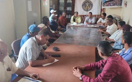 اللجنة المجتمعية بالحصين تلتقي عدد من الإستشاريين بالصندوق الاجتماعي