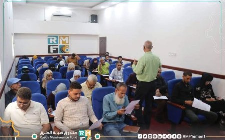 عدن..صندوق صيانة الطرق يُدشن تدريب كوادره حول الصحة والسلامة المهنية