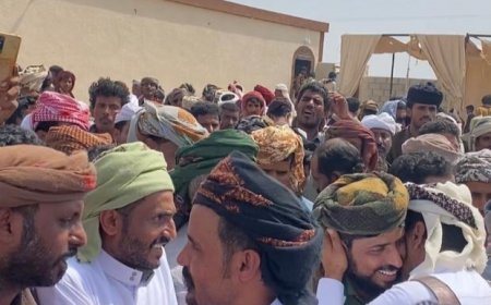 رئيس حلف قبائل حضرموت يستقبل وفودًا من رجال وشخصيات قبائل المناطق الشرقية من حضرموت