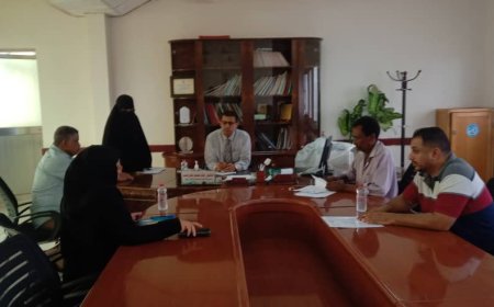 مدير عام مكتب الصحة العامة والسكان بلحج يلتقي بمنظمة جونسو ويناقش تدخلاتها بالمحافظة