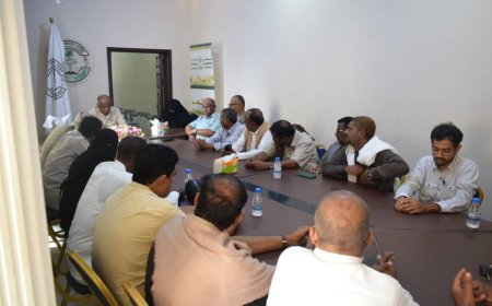 اجتماع استثنائي للأمانة العامة لمؤتمر حضرموت الجامع مع رؤساء الهيئات التنفيذية في مديريات الساحل