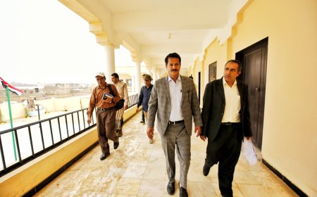 نائب وزير التربية يدشين اختبارات القبول بمجمع المتفوقين بمأرب