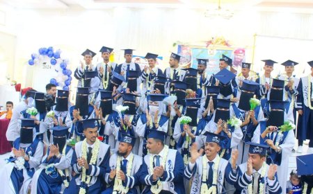 تزامناً مع الذكرى الأولى لإستشهاده.. أبين تشهد حفل تخرج دفعة “الشهيد عبداللطيف السيد” في كلية الاقتصاد بجامعة أبين