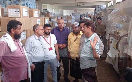 مدير تربية لحج يدشن توزيع الكتاب المدرسي لنهج القراءة المبكرة والحسابية