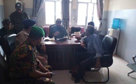 مدير أمن لحج يلتقي القاضي علي أحمد الحريري لمناقشة القضايا الأمنية في المحافظة