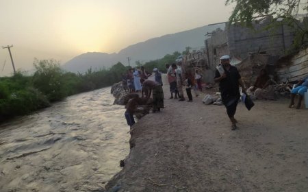 سكان حي الجربة في باتيس يناشدون السلطة المحلية لإنقاذ منازلهم من الانجراف