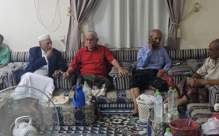 مركز عدن للدراسات الأدبية والثقافية والاجتماعية ينظم ندوة تحت عنوان (المجازر الإسرائيلية بحق الشعب الفلسطيني )