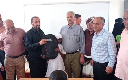 المحافظ "تركي" يؤكد أن الاوطان لا تُبنى إلا بالعلم .