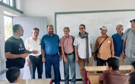 السلطة المحلية بمديرية الضالع وإدارتها التربوية تدشن العام الدراسي الجديد