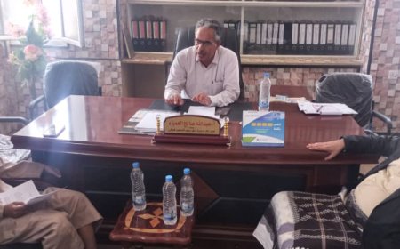 مدير عام مديرية عتق يلتقي رئيس مؤسسة الأصالة لمناقشة التعاون المشترك بين السلطة والمؤسسة