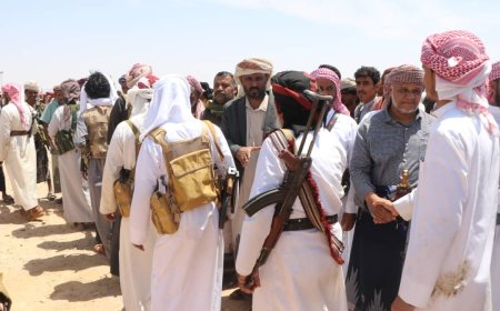 لدى استقباله رموز من مشايخ ووجهاء وأعيان وشباب قبيلة المناهيل.. رئيس حلف قبائل حضرموت: لن نتنازل عن تحقيق مطالب حضرموت وإشراك أهلها في القرار